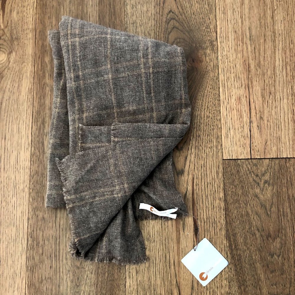 Denis Colomb Handwoven Brown/Camel Cashmere Shawl